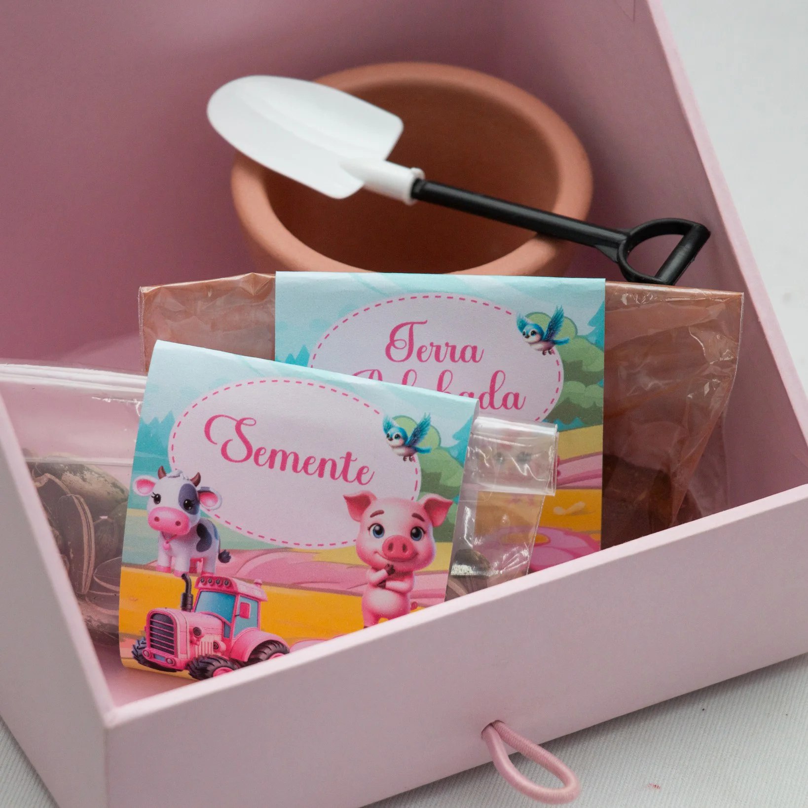 Maleta Cartonada Kit Jardinagem - Imagem 7