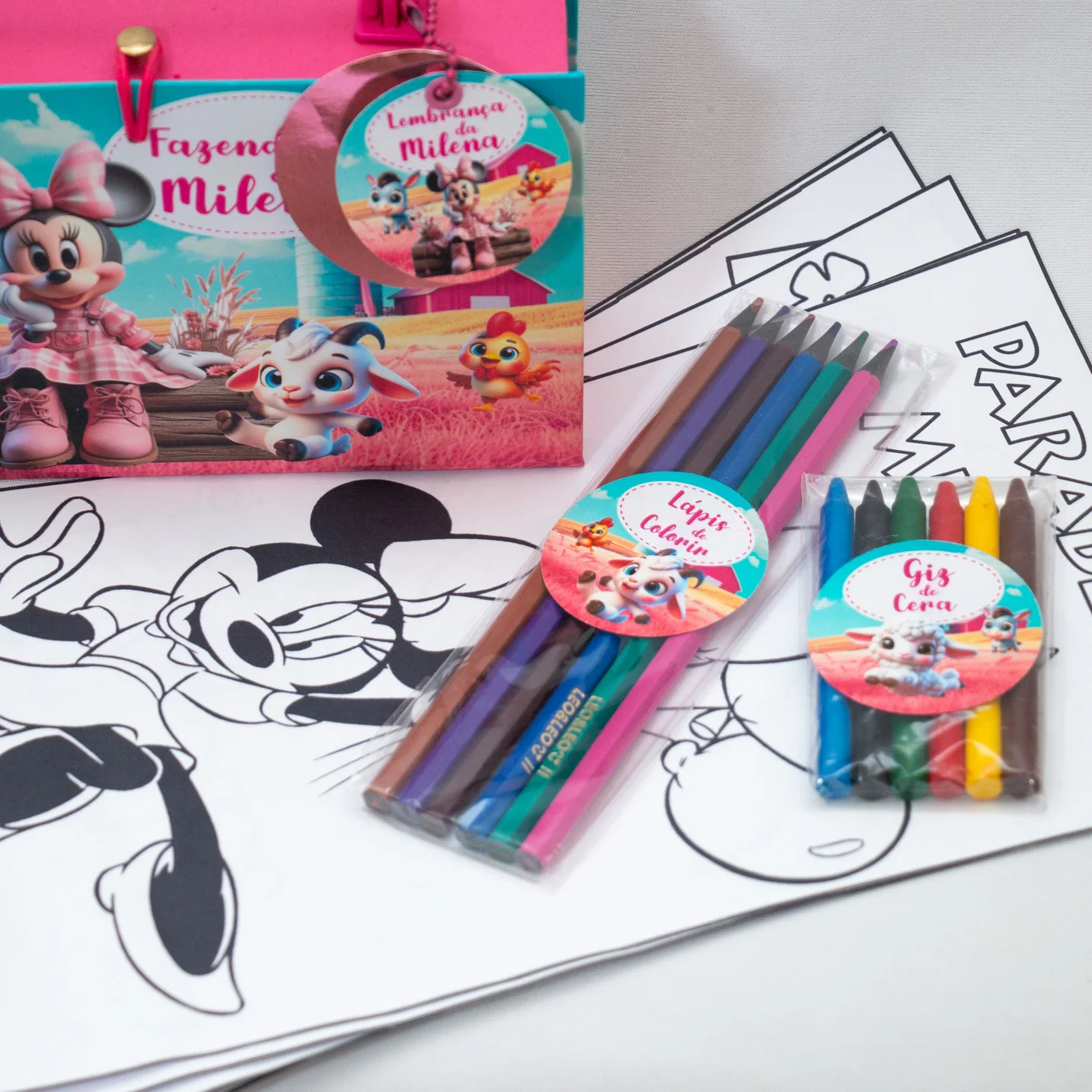 Maleta Cartonada com Kit de colorir - Imagem 6