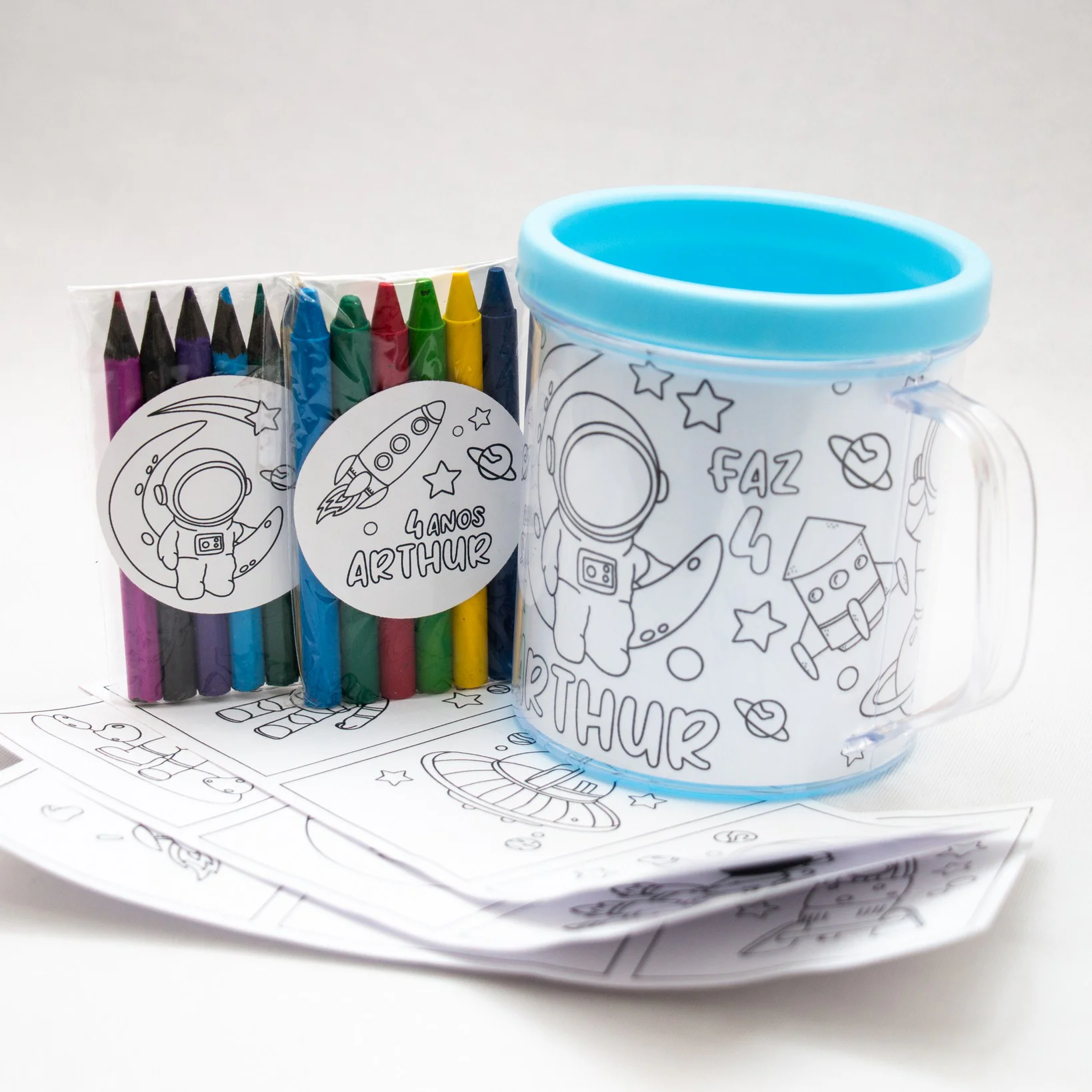 Caneca Personalizada com Kit Colorir