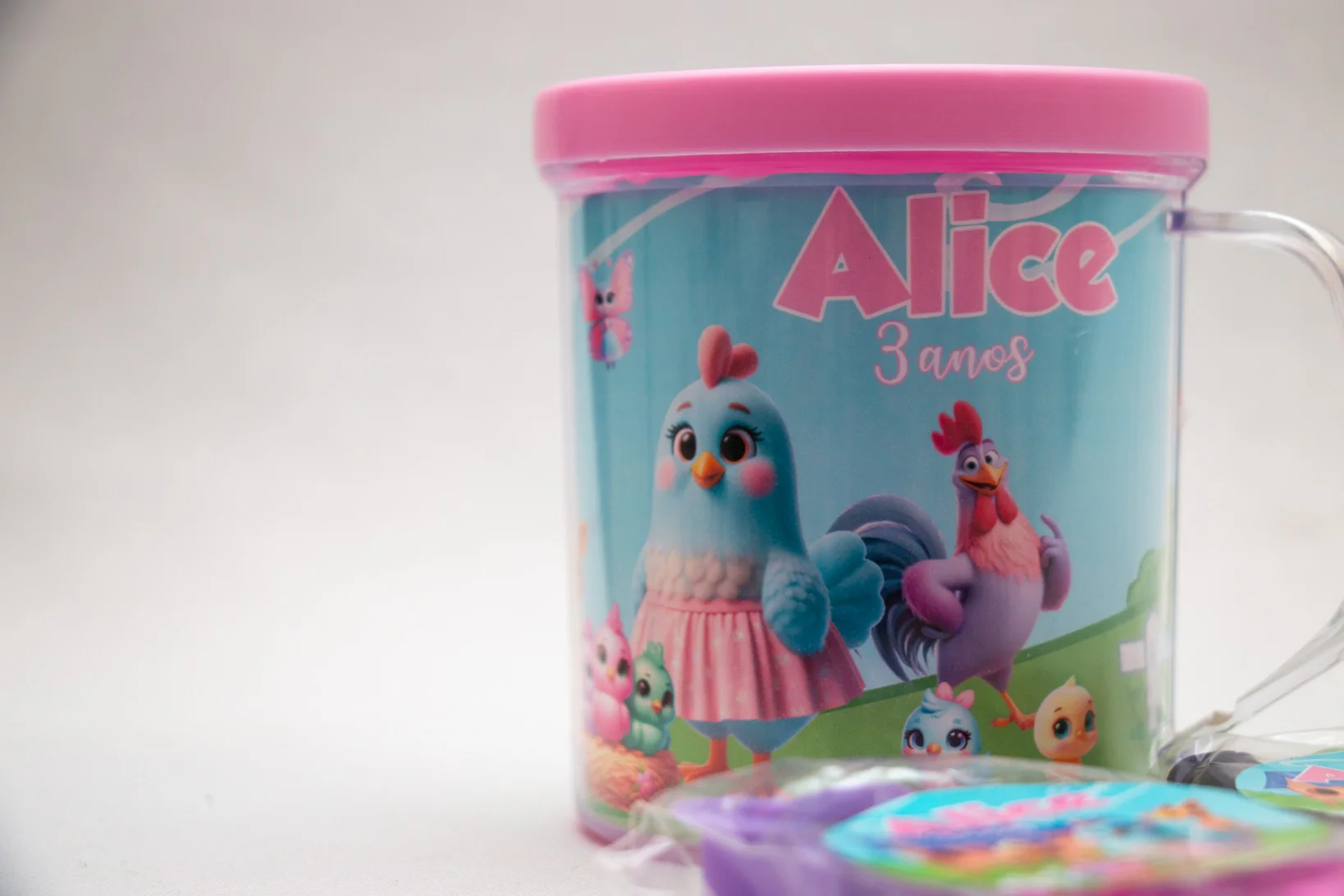 Caneca Personalizada com Kit Massinha e cortadores - Imagem 7