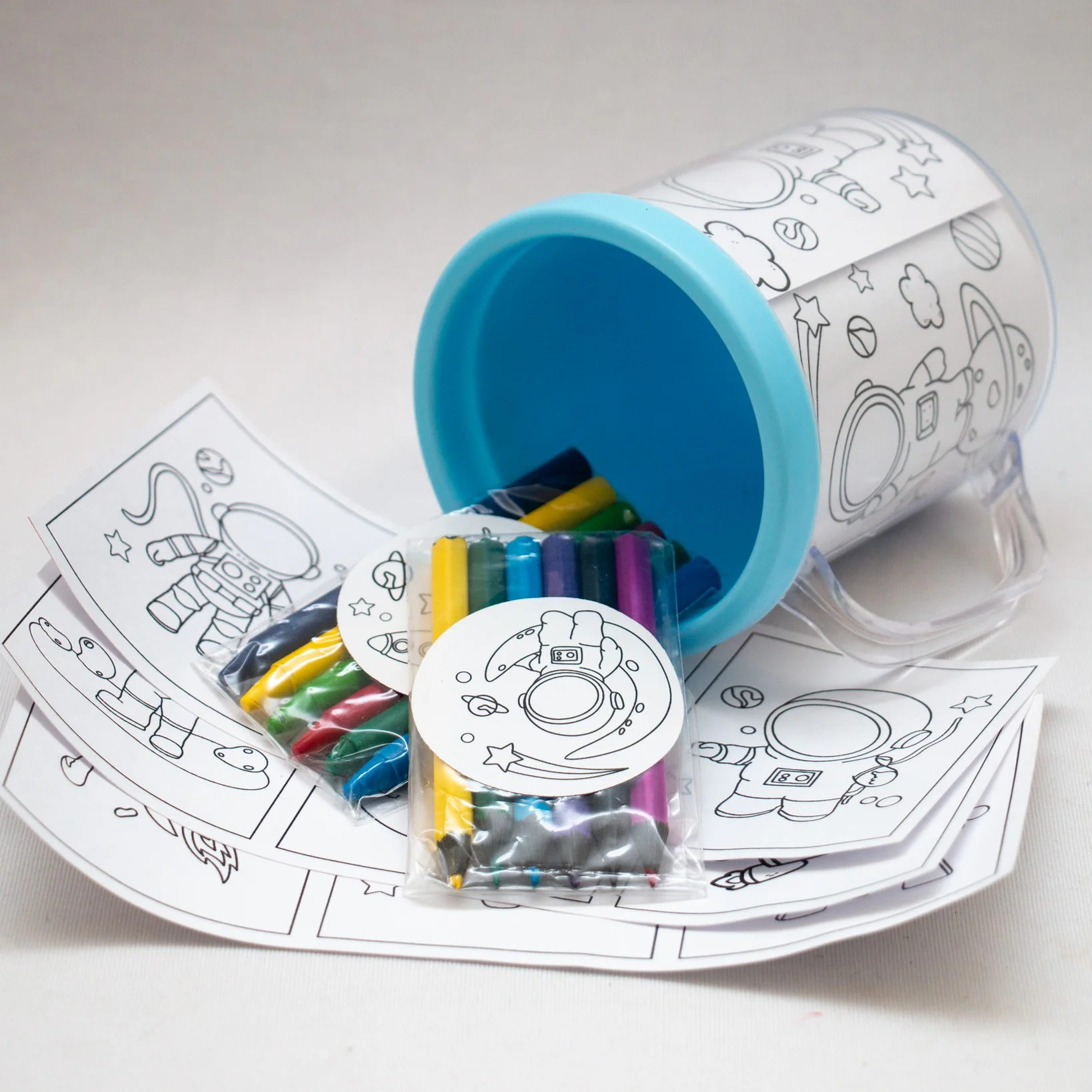 Caneca Personalizada com Kit Colorir - Imagem 2