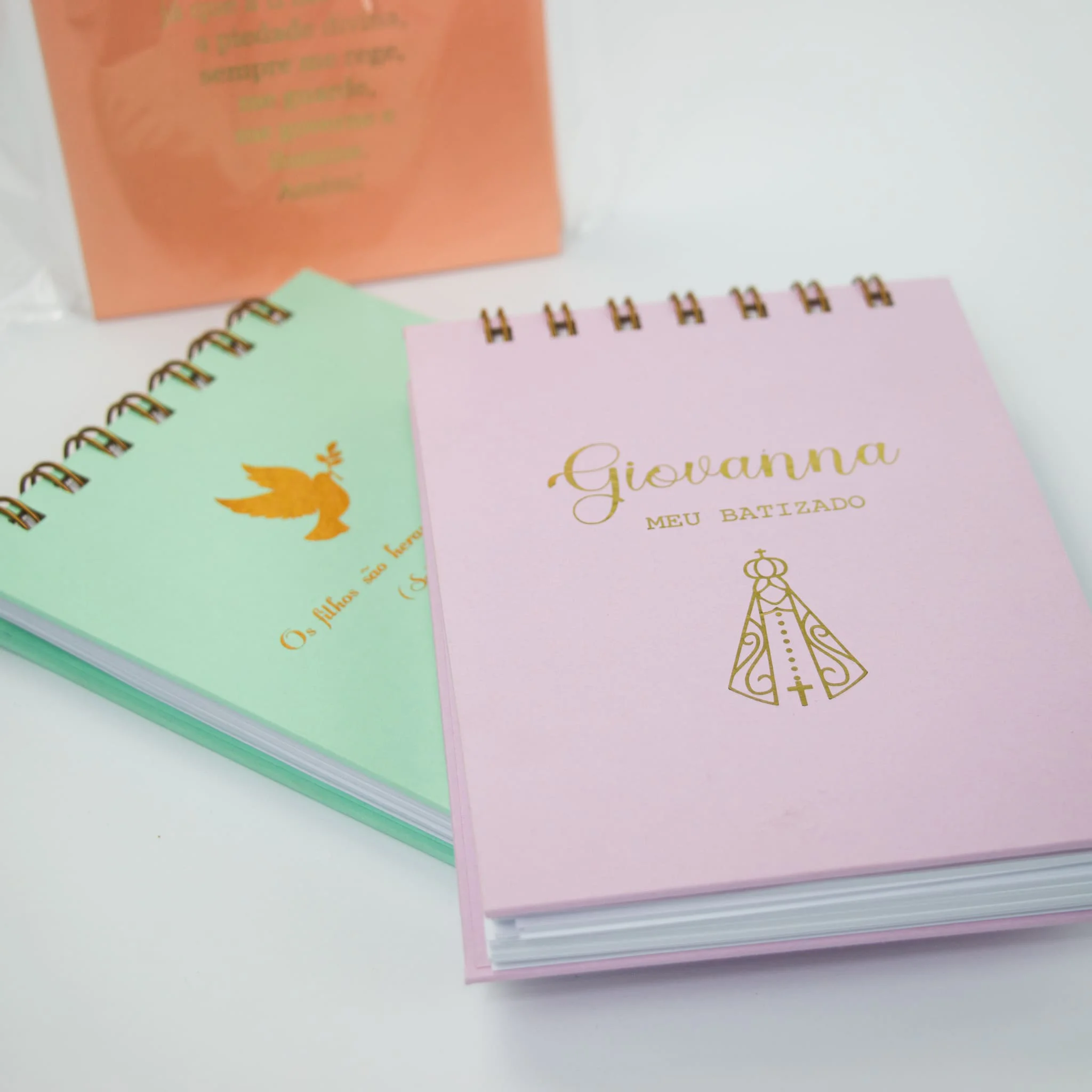 Bloquinho Cartonado com detalhes Hotstamping - Imagem 4