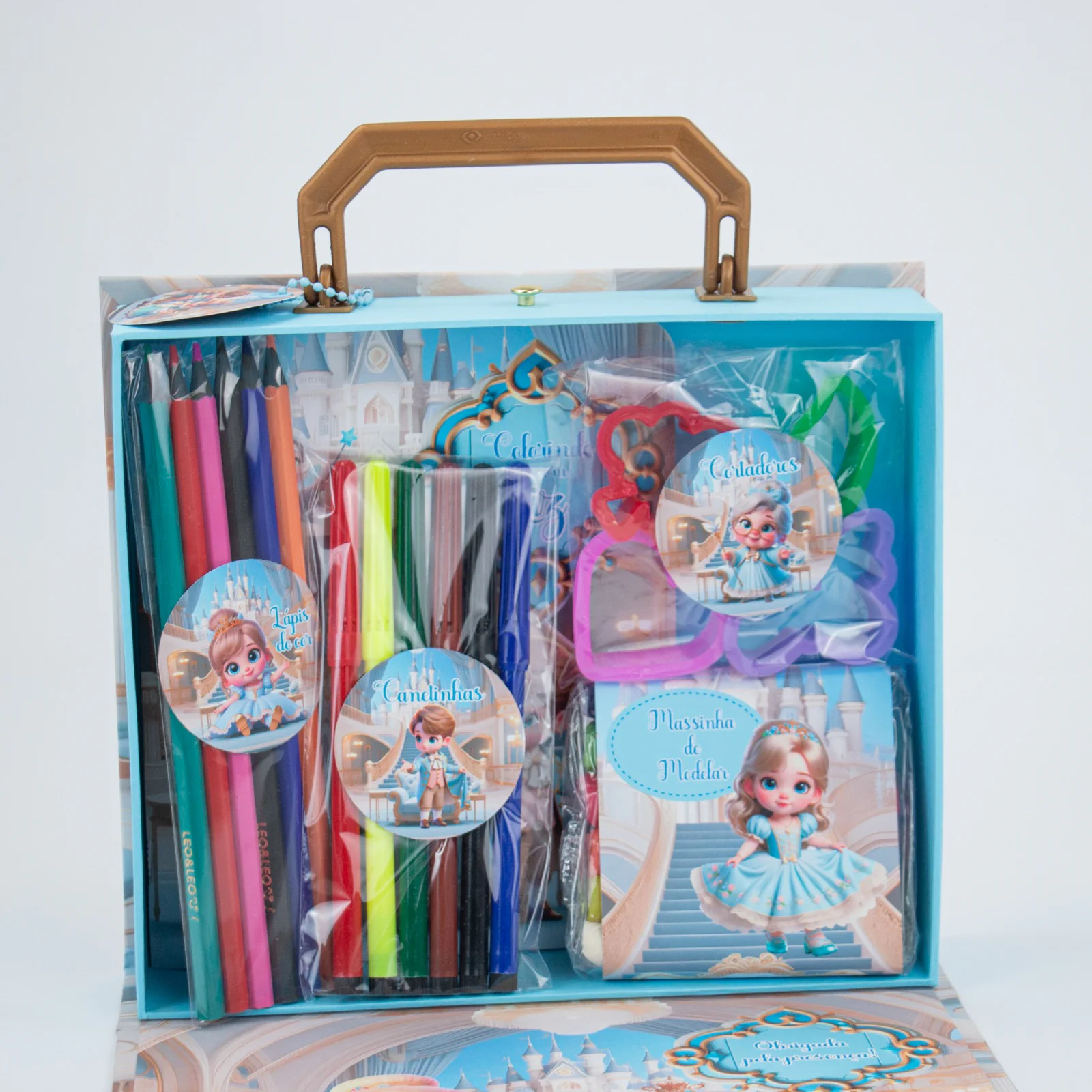 Maleta Cartonada com Kit colorir e massinha - Imagem 4